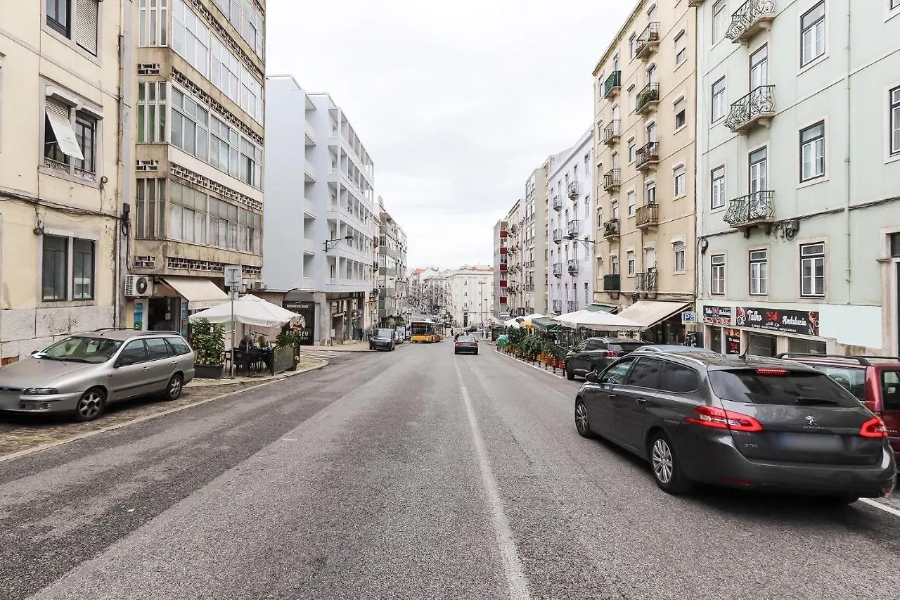 Vita Portucale ! Lisbon Design Apartment With Terrace Portugal
