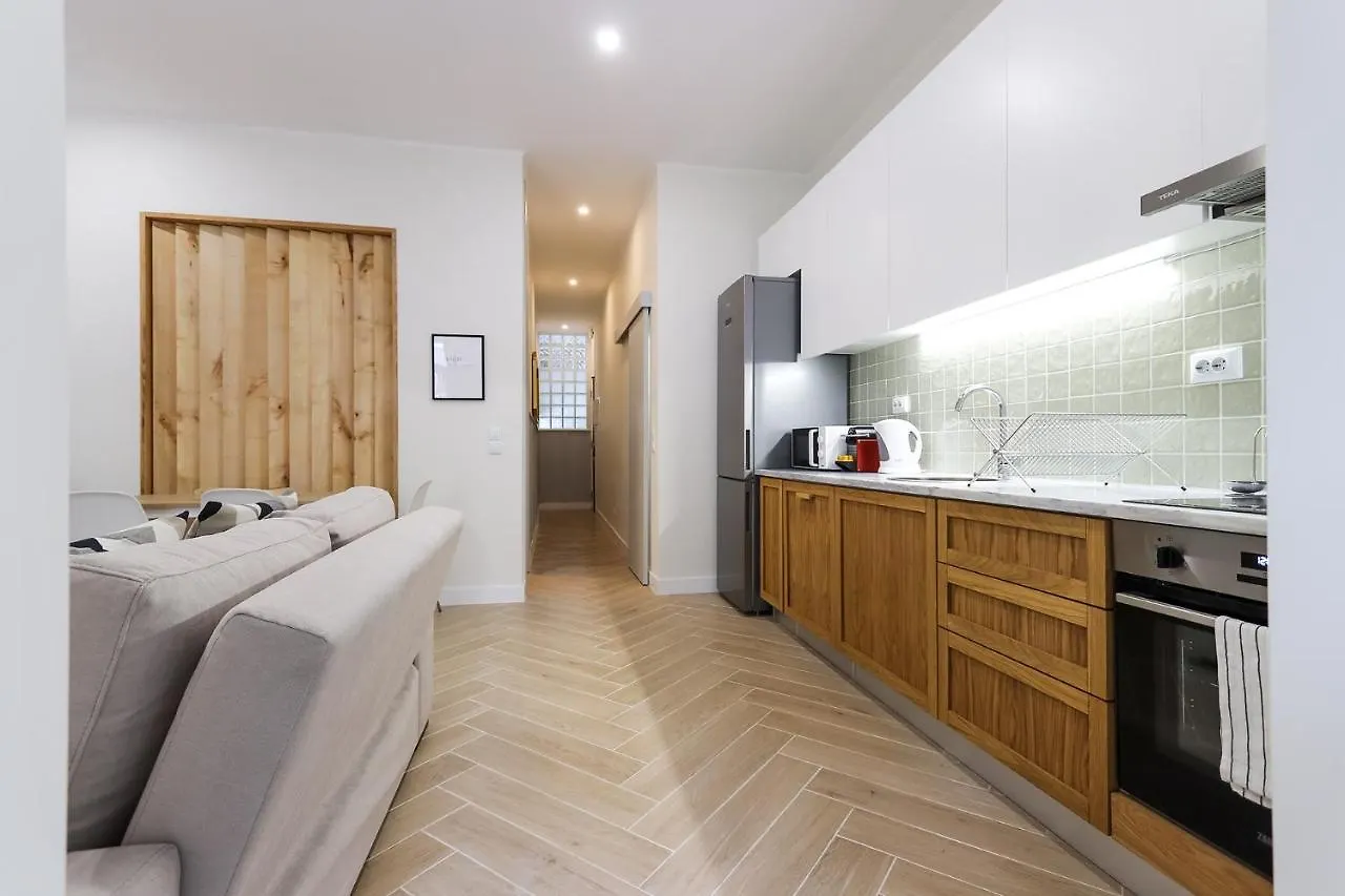 Vita Portucale ! Lisbon Design Apartment With Terrace Portugal